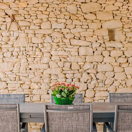 De L'ecluse Hébergement de vacances *