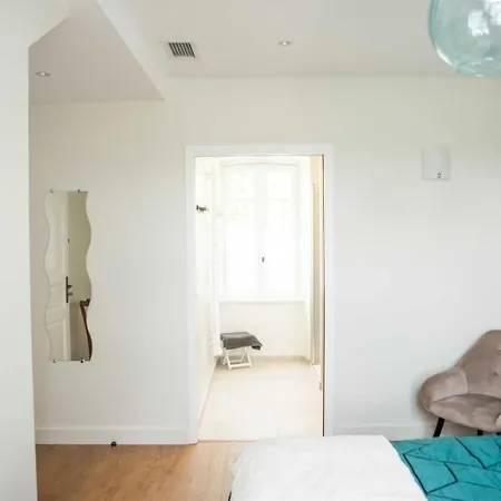 De L'ecluse Caux-et-Sauzens