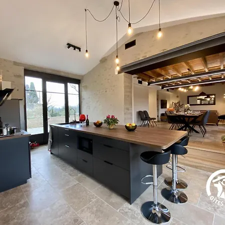 De L'ecluse Casa de Férias Caux-et-Sauzens